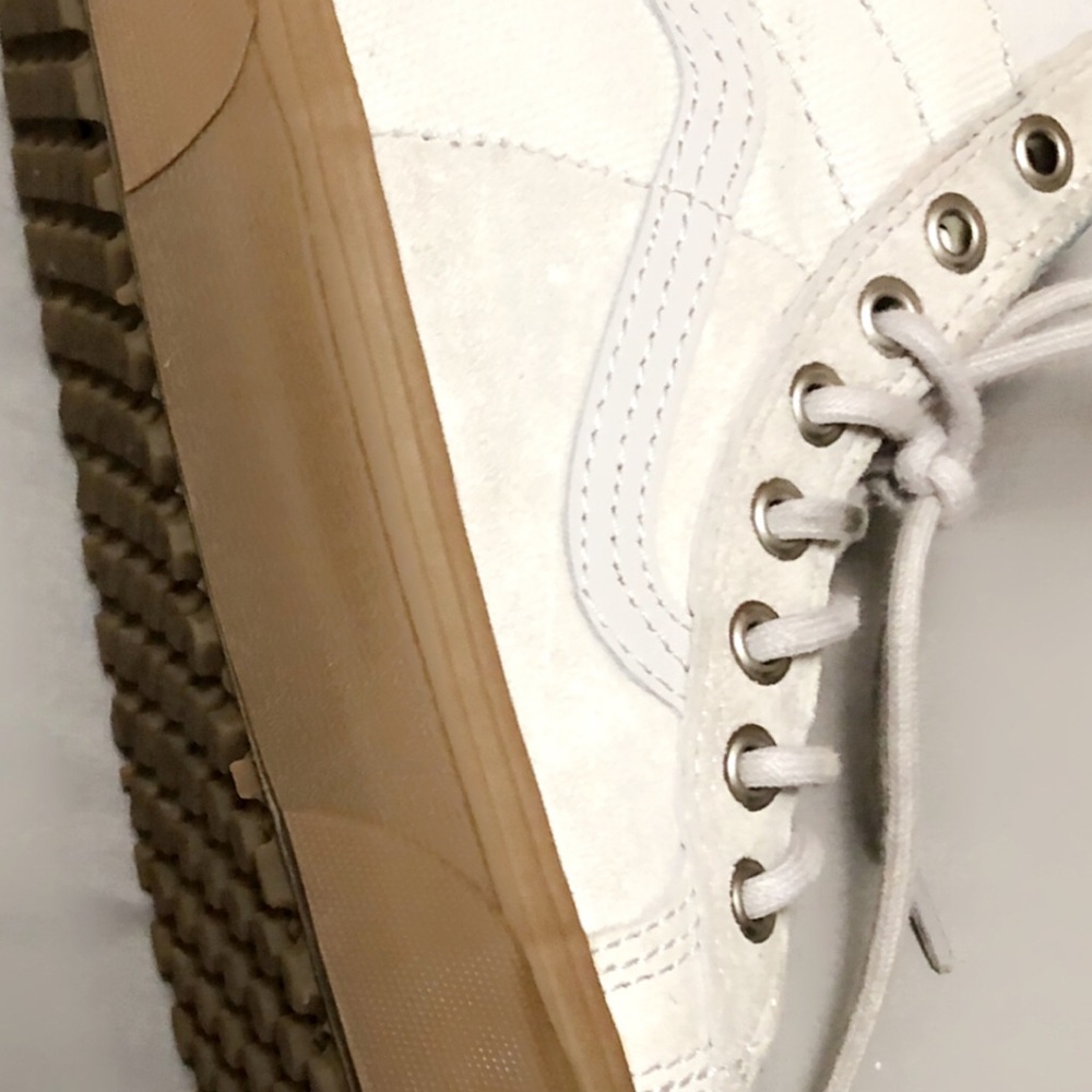 Reflective Vans - Picture 3 of 4